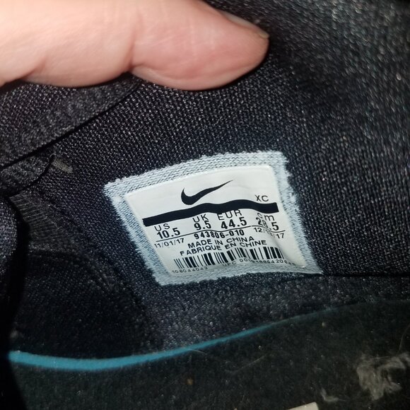 Nike Kyrie 4 Venus Flytrap basketball sneaker - Picture 3 of 6